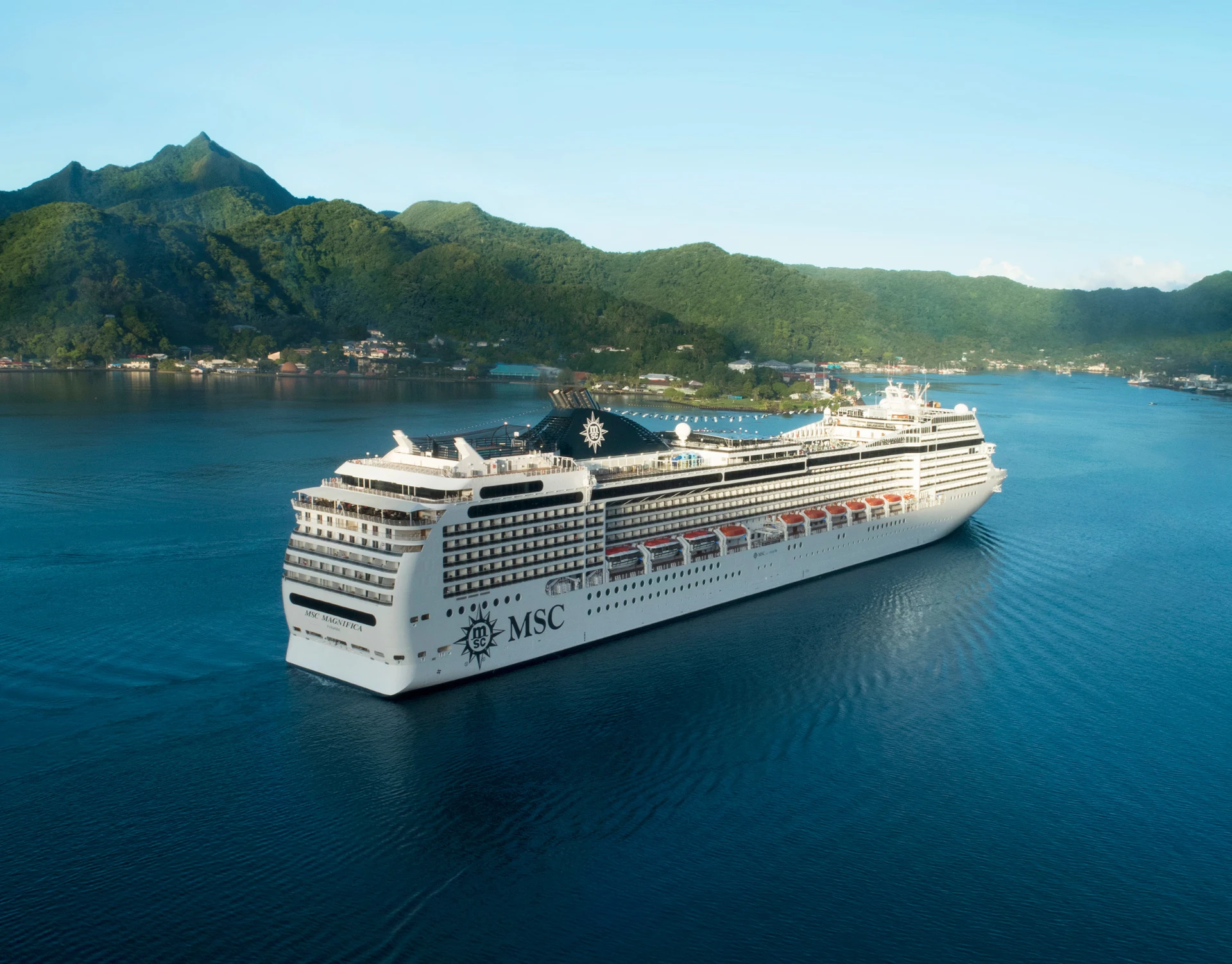 Le MSC Magnifica vu du ciel